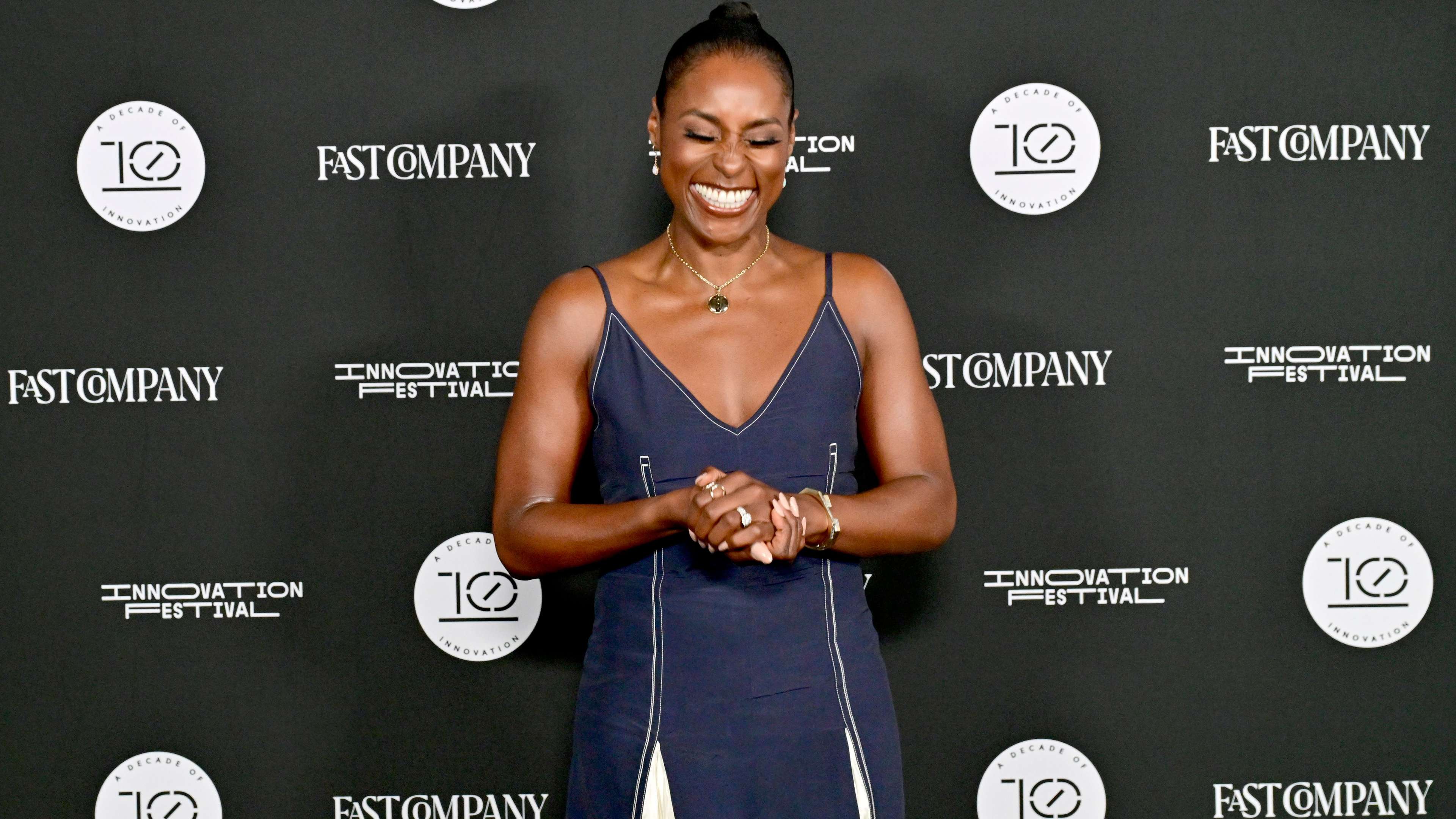 并为中国足 并为中国足